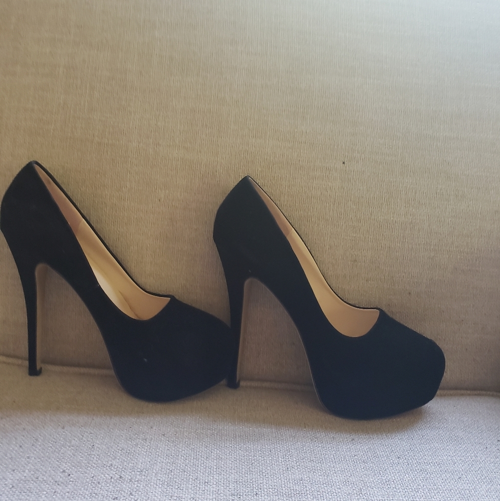 Loslandifen Black Size 40 Size 9.5 Heels
